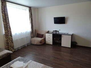 Гостевой дом Севастопольская усадьба Севастополь Улучшенный четырехместный номер-2