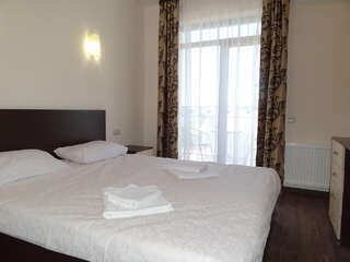 Гостевой дом Севастопольская усадьба Севастополь Двухместный номер с 1 кроватью и балконом-1