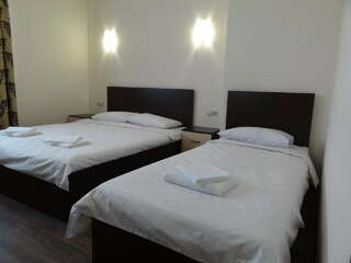 Гостевой дом Севастопольская усадьба Севастополь Трехместный номер Делюкс-1